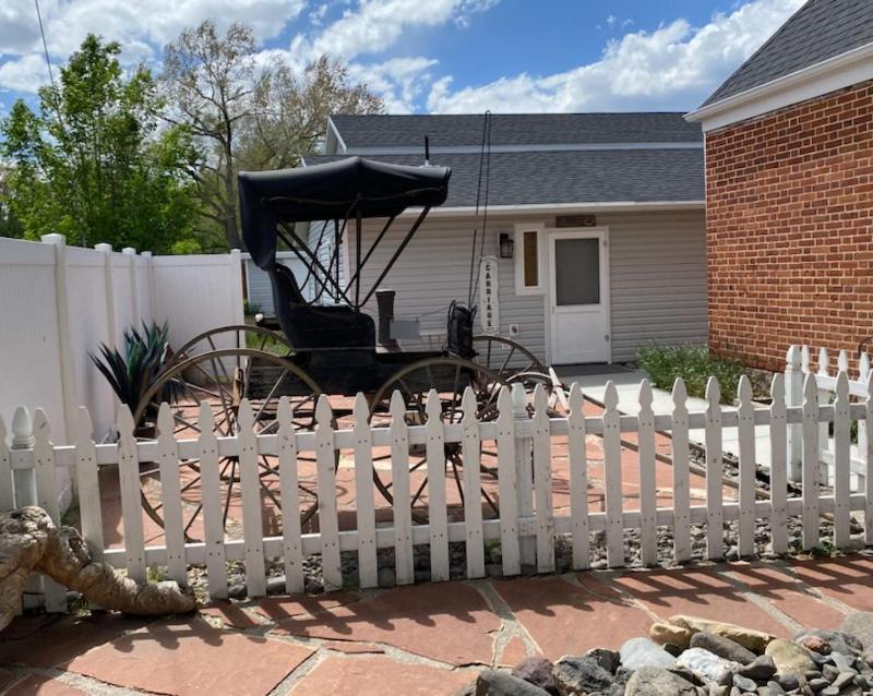 The Carriage House Villa Panguitch Exterior photo